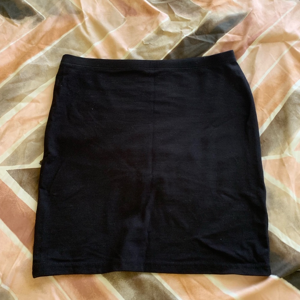 black mini pencil skirt